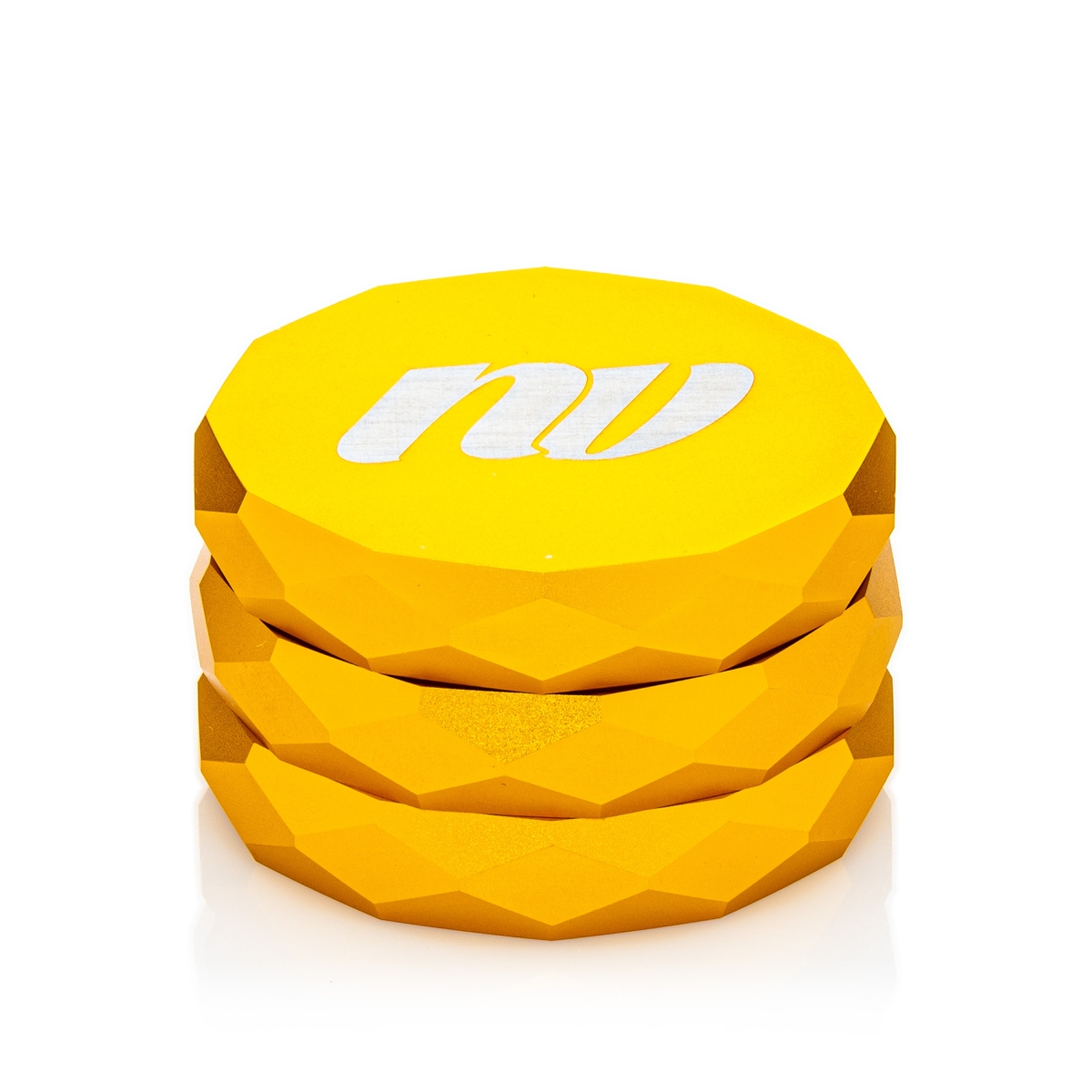 NV - Pyramid Grinder - 4-teilig D:63mm - Gold